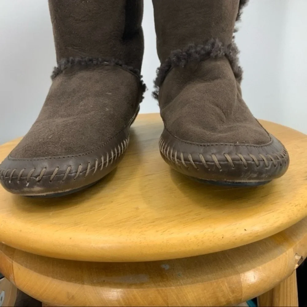 Tory Burch Moccasin style brown Suede boot 8